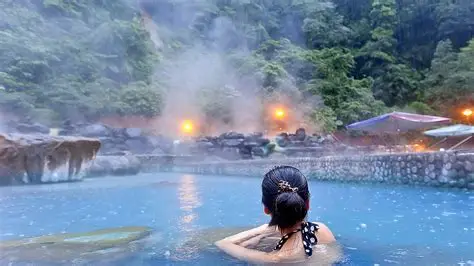 Tắm Khoáng Nóng tại khách sạn HI-BAO HOT SPRING RESORT.