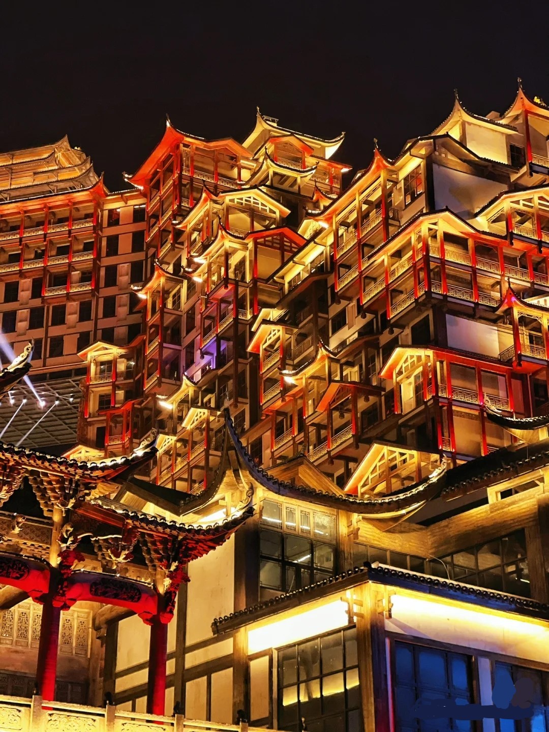 72 Kỳ Lầu