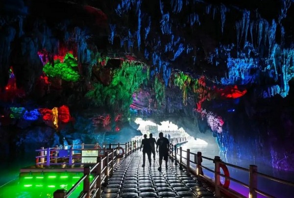 uratravel-Cung Long Lin
