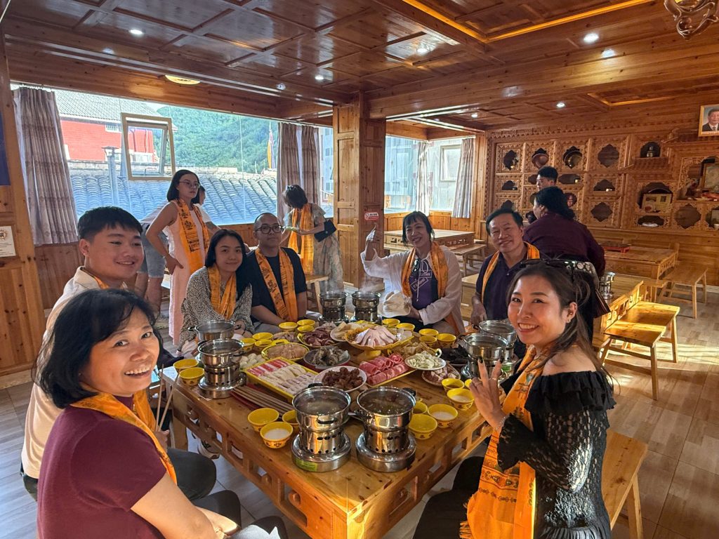 Du lịch cùng Uratravel