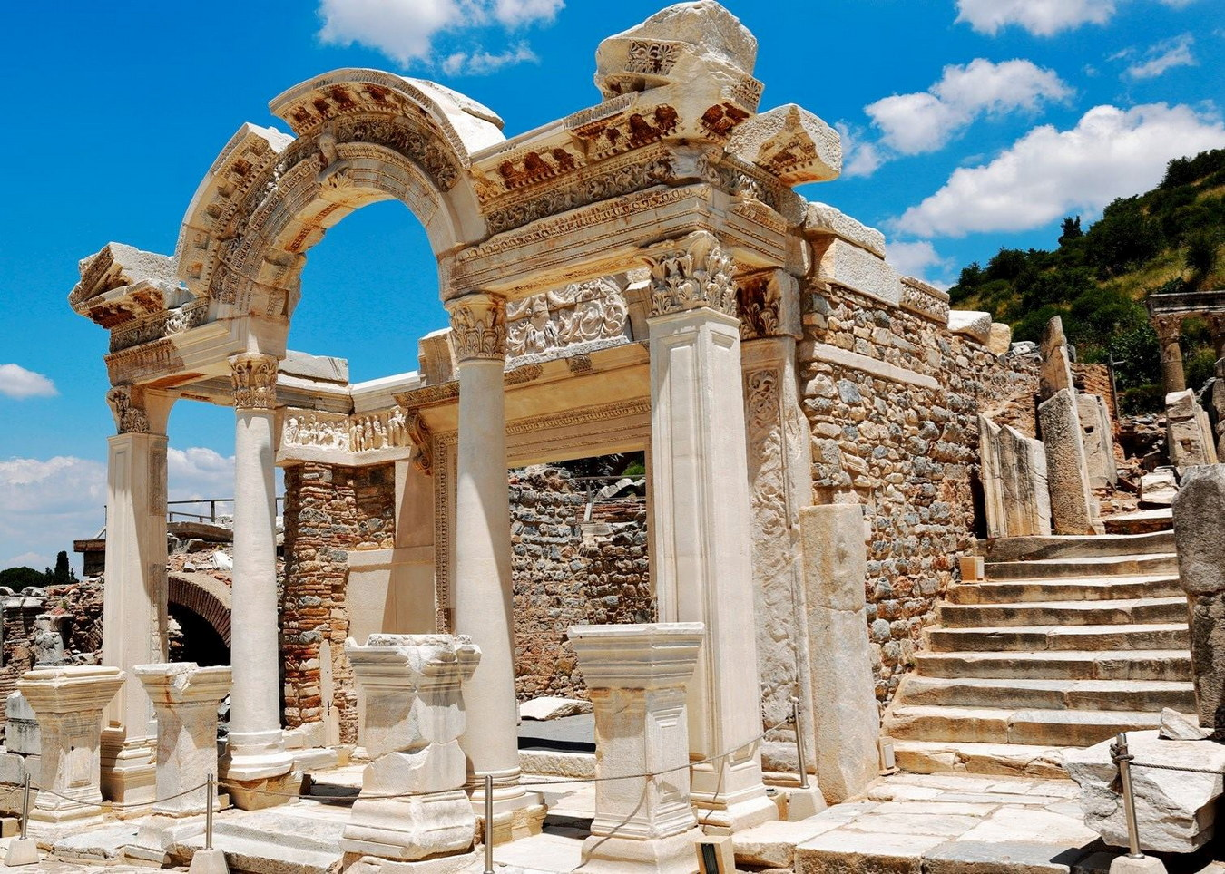 Đền thờ Hadrian