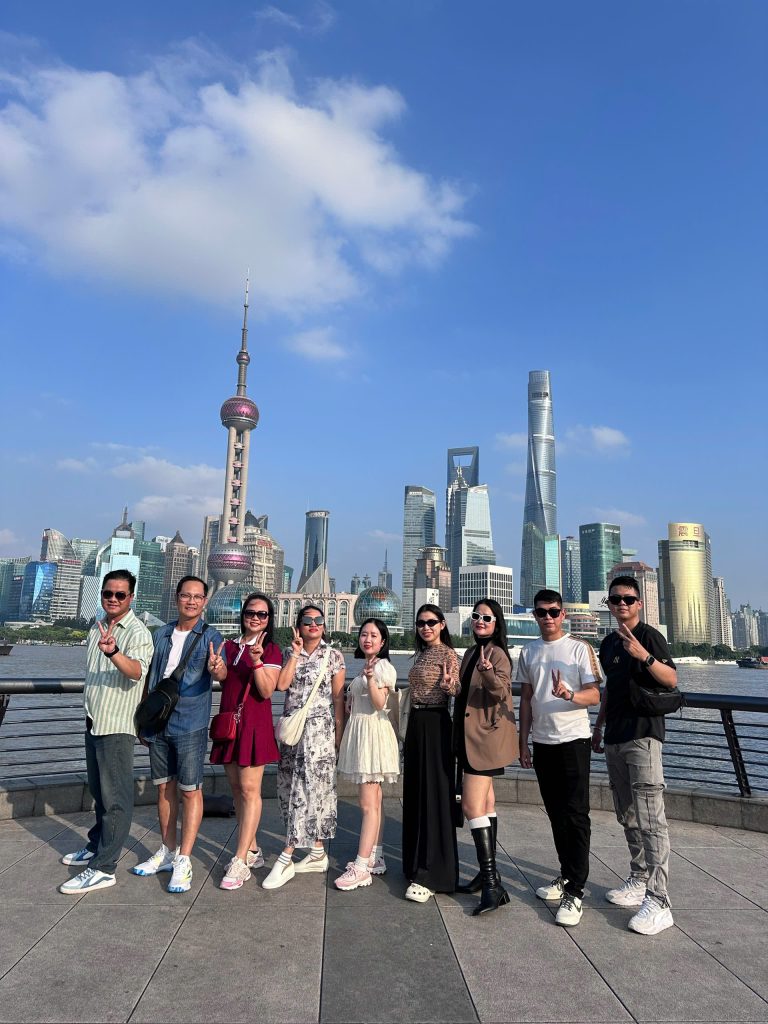 Du lịch cùng Uratravel